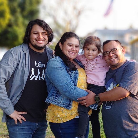 Meet your Posher, Jennifer - Picture 1 of 1